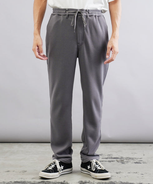 チャコールグレー MODEL : GO 180cm 66kg Lsize