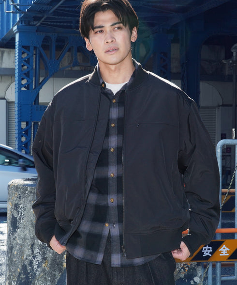 中綿 MA-1 ジャケット |エムエーワン 中綿 あったか 微光沢 シンプル きれいめ タフタ生地 大人 ライトアウター メンズ ミリタリージャケット