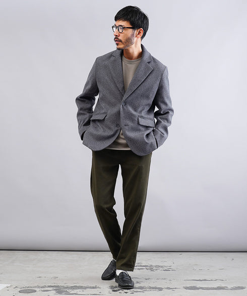 ミックスグレー MODEL : GO 180cm 66kg Lsize