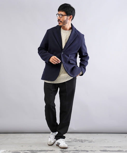 ネイビー MODEL : GO 180cm 66kg Lsize