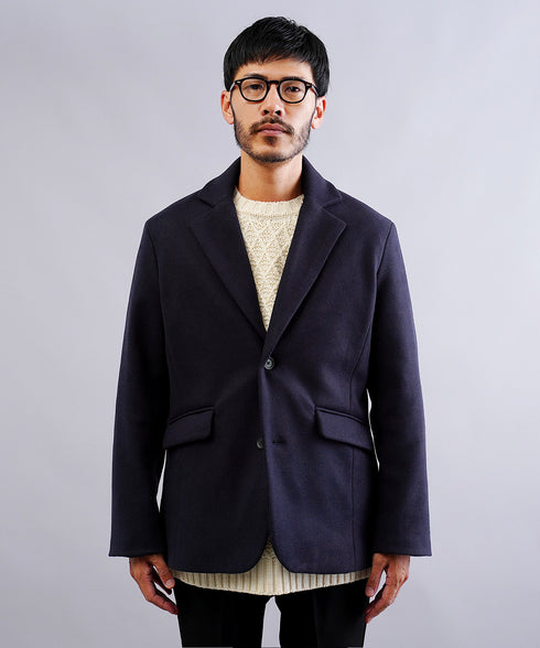 ネイビー MODEL : GO 180cm 66kg Lsize