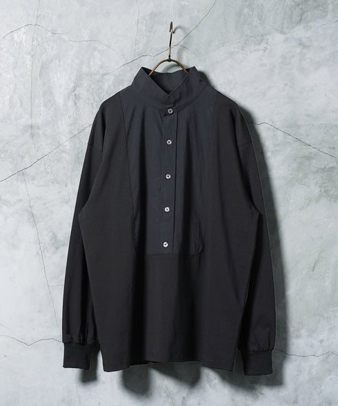 カットコンビスタンドカラープルオーバーシャツ