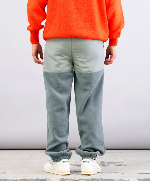 チャコールグレー MODEL : PEKEPON 175cm 60kg Lsize