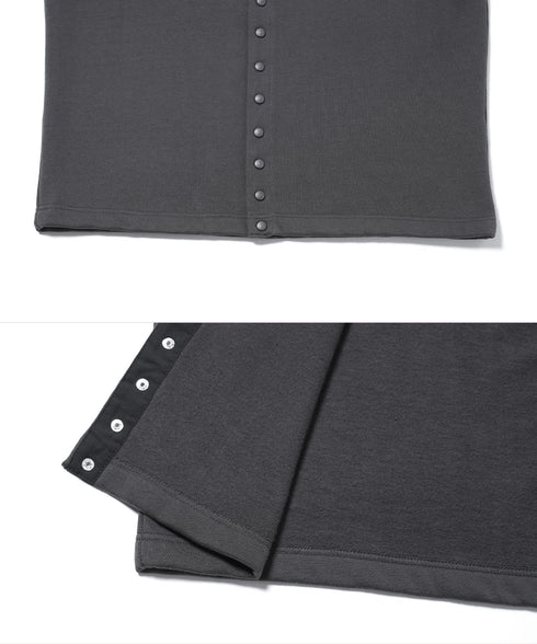 チャコールグレー