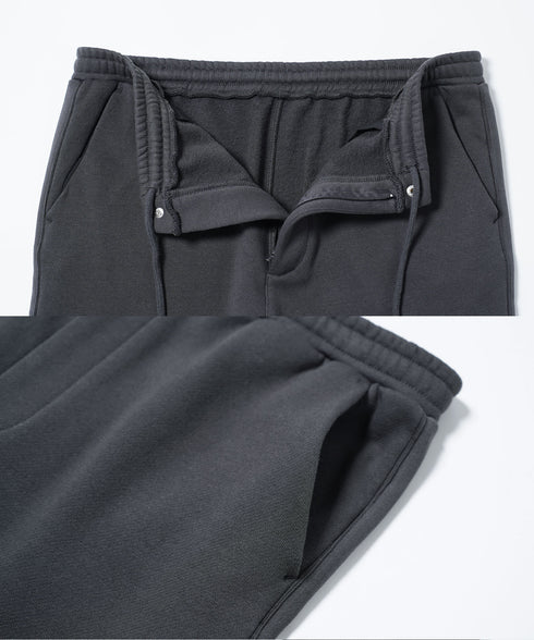 チャコールグレー