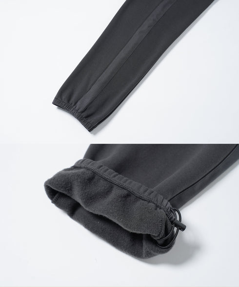 チャコールグレー