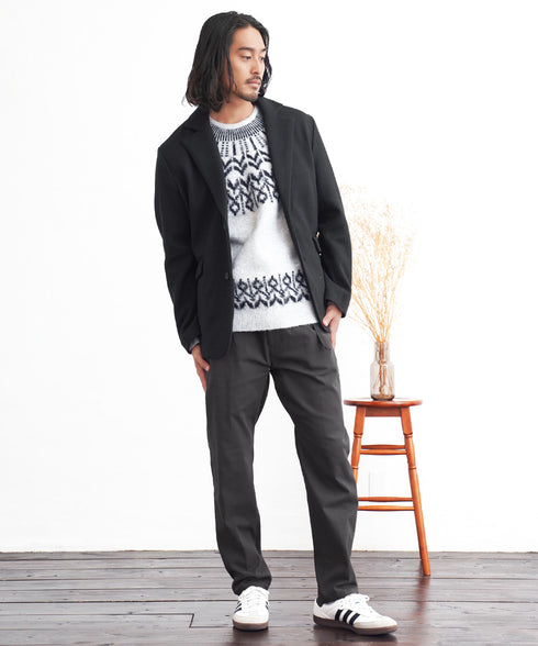 チャコールグレー