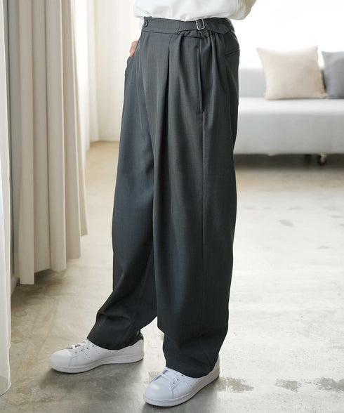 チャコールグレー MODEL : GO 180cm 66kg Lsize