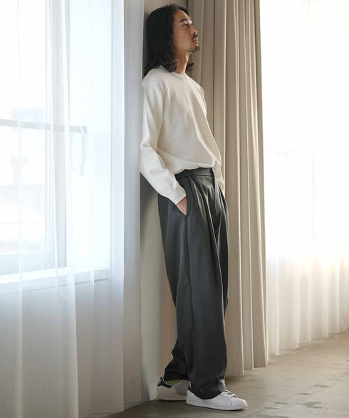 チャコールグレー MODEL : KAI 181cm 68kg Lsize