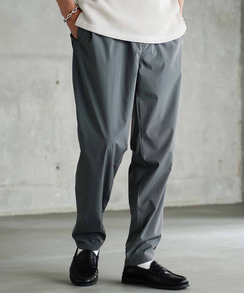 チャコールグレー MODEL : GO 180cm 66kg Lsize