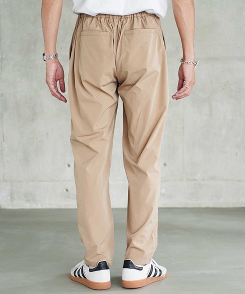 ベージュ MODEL : GO 180cm 66kg Lsize