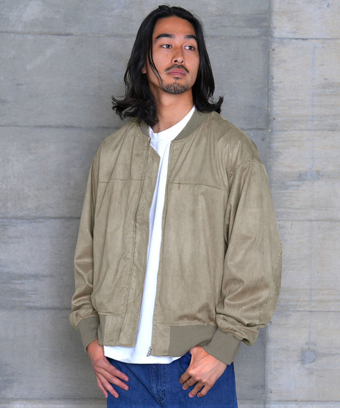 グレージュ MODEL : KAI 181cm 68kg Lsize