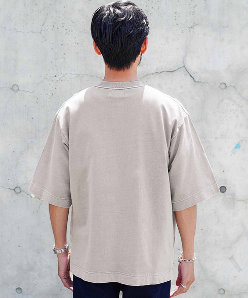 グレー MODEL : GO 180cm 66kg Lsize