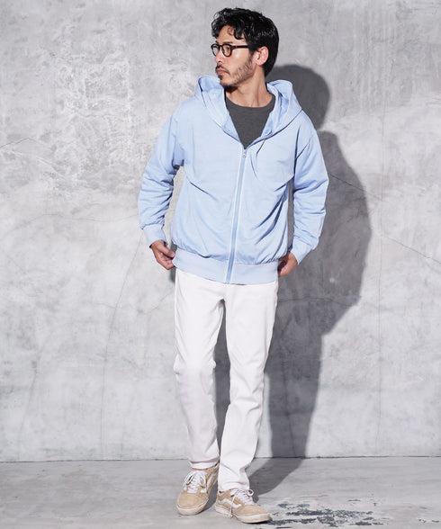 ライトブルー MODEL : GO 180cm 66kg