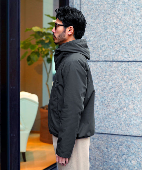 ブラック MODEL : GO 180cm 66kg Lsize