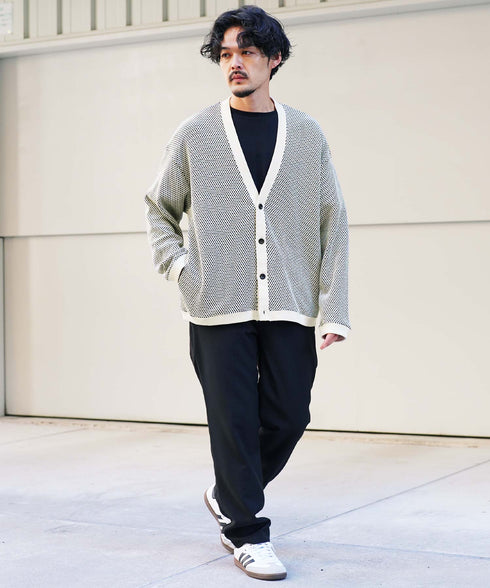 アイボリー×ブラック