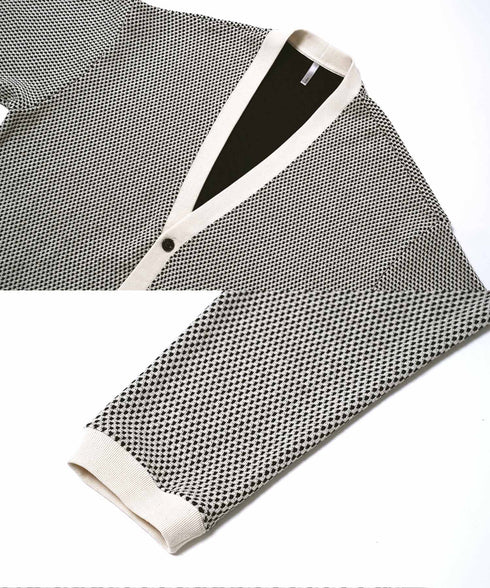 アイボリー×ブラック