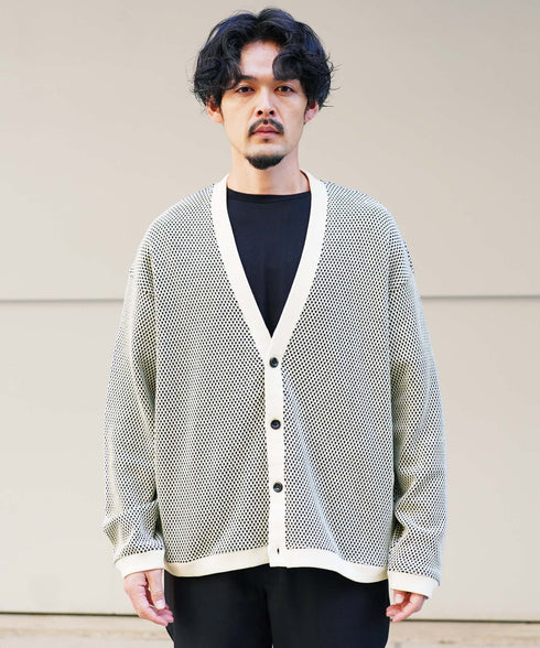 アイボリー×ブラック