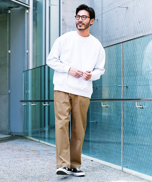 ベージュ MODEL : GO 180cm 66kg Lsize