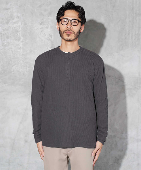 チャコールグレー MODEL : GO 180cm 66kg