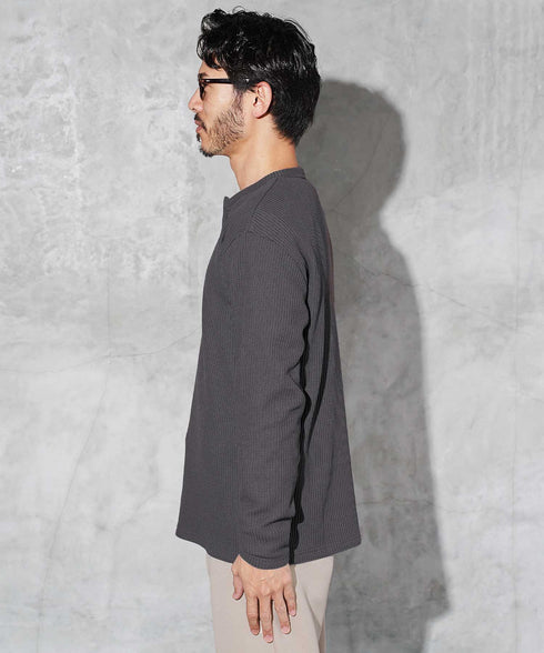 チャコールグレー MODEL : GO 180cm 66kg