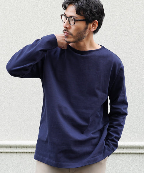 ネイビー MODEL : GO 180cm 66kg