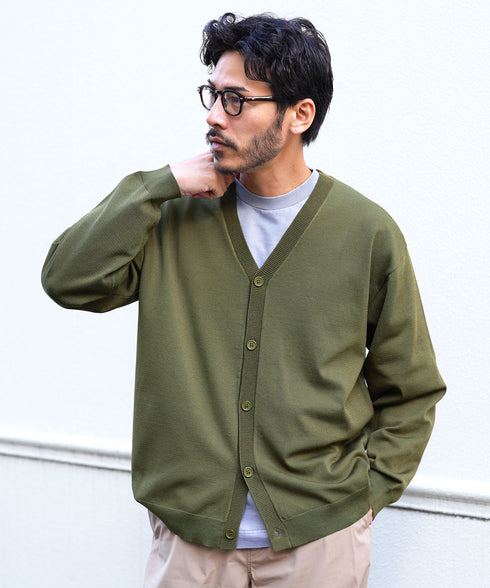 カーキ MODEL : GO 180cm 66kg