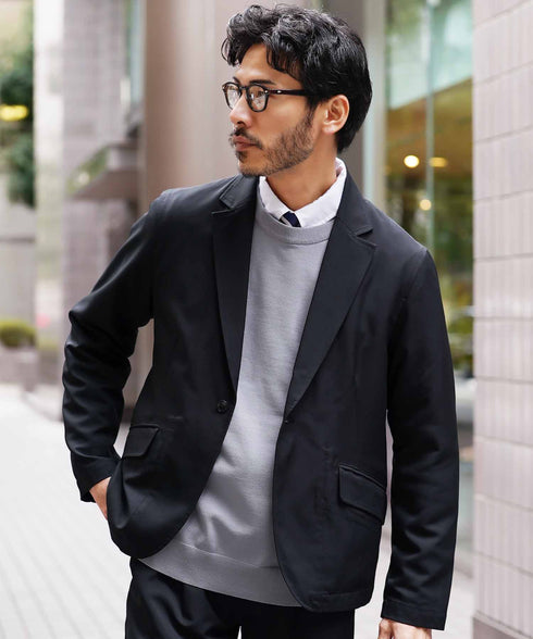 ライトグレー MODEL : GO 180cm 66kg Lsize