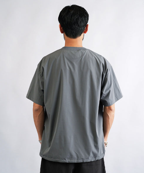 ポリエステルタフタコードシャーリング半袖プルオーバー