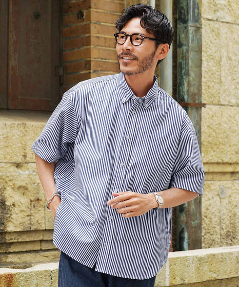 ネイビー×ホワイト MODEL : GO 180cm 66kg Lsize