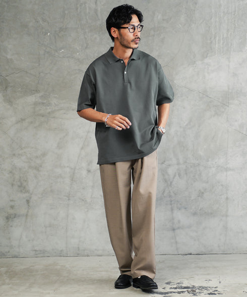 チャコールグレー MODEL : GO 180cm 66kg Lsize