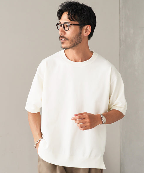 ホワイト MODEL : GO 180cm 66kg Lsize