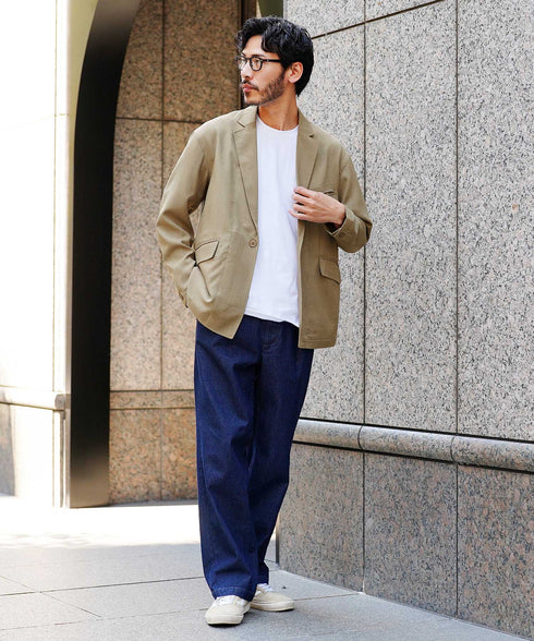 グレージュ MODEL : GO 180cm 66kg Lsize