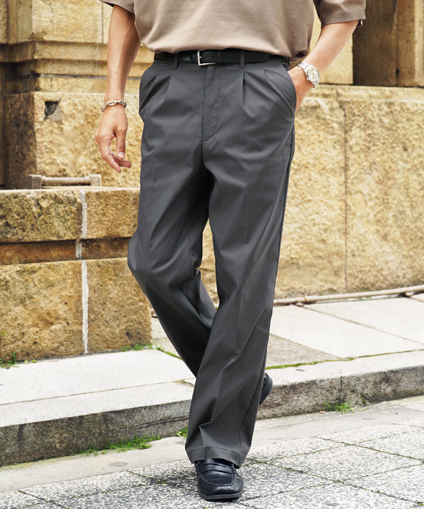 グレー MODEL : GO 180cm 66kg Lsize