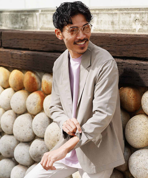 グレー MODEL : GO 180cm 66kg Lsize