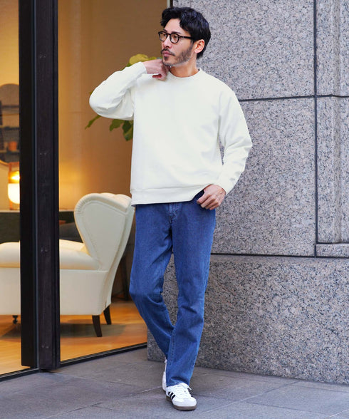 オフホワイト MODEL : GO 180cm 66kg Lsize