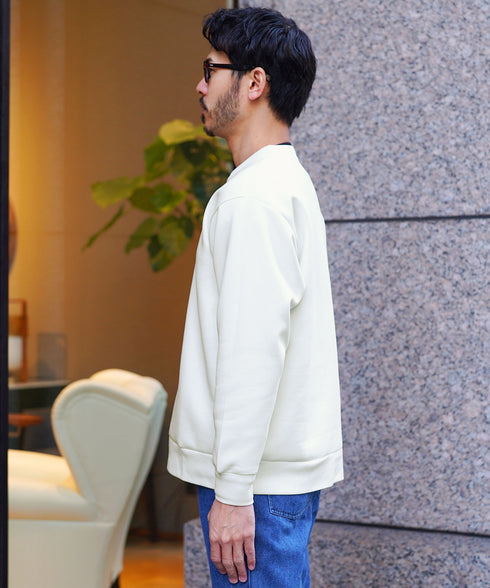 オフホワイト MODEL : GO 180cm 66kg Lsize