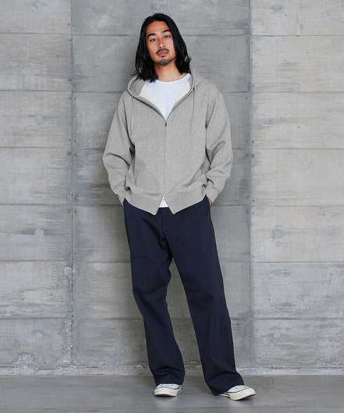ミックスグレー MODEL : KAI 181cm 68kg Lsize