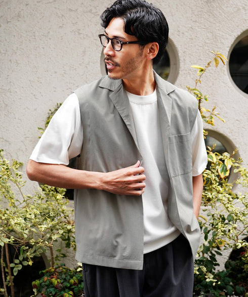 グレー MODEL : GO 180cm 66kg Lsize