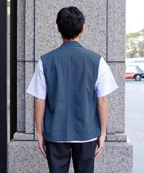 ネイビー MODEL : GO 180cm 66kg Lsize