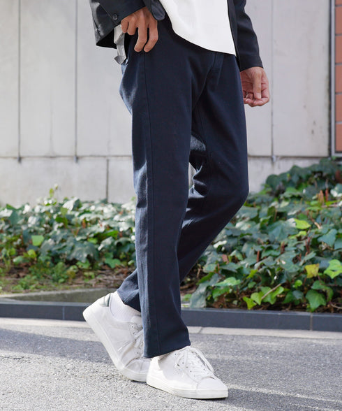 ネイビー MODEL : GO 180cm 66kg Lsize