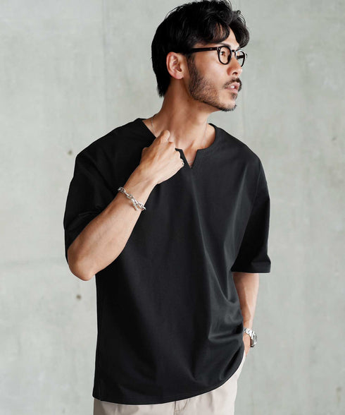 【接触冷感&UV】プレーティングキーネック半袖Tシャツ