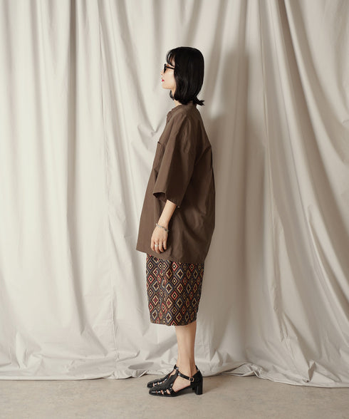 H169 / 着用サイズ: M*ブラウン ボトムス:217612