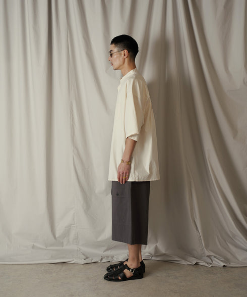 H178 / 着用サイズ: M*オフホワイト ボトムス:217641