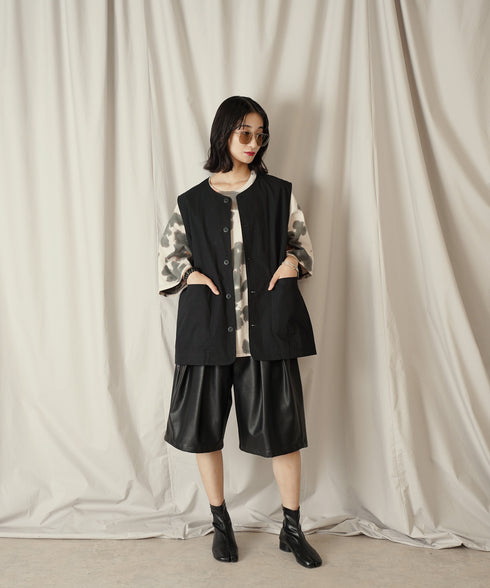 H169 / 着用サイズ: M*ブラック トップス:217620 ボトムス:217612