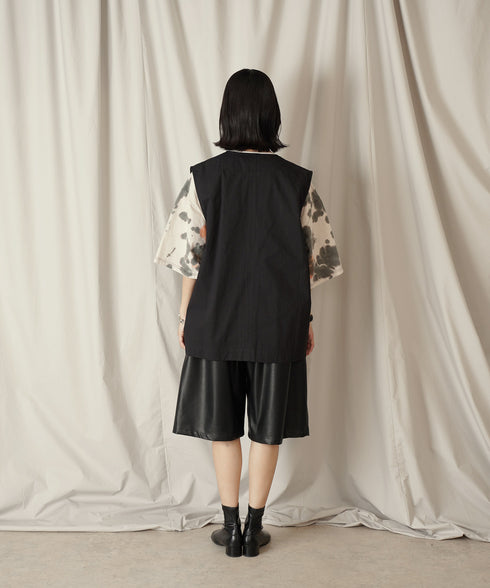 H169 / 着用サイズ: M*ブラック トップス:217620 ボトムス:217612