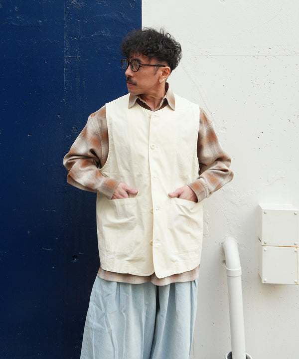 H163 / 着用サイズ:M オートミール 着用アウター:216360 着用トップス:218706 着用ボトムス:213778