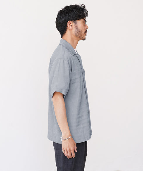 グレー MODEL : GO 180cm 66kg Lsize