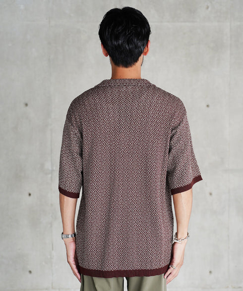 ブラウン MODEL : GO 180cm 66kg Lsize