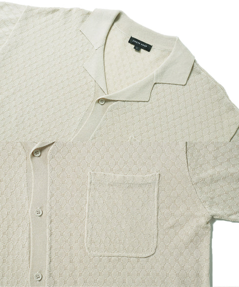 ライトベージュ